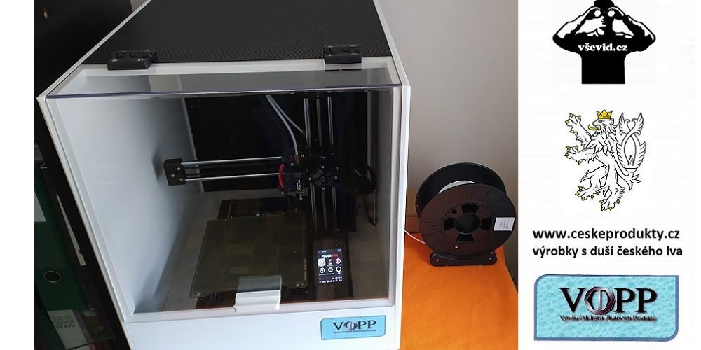 Bezpečnostní provozní kryt na 3D tiskárnu
